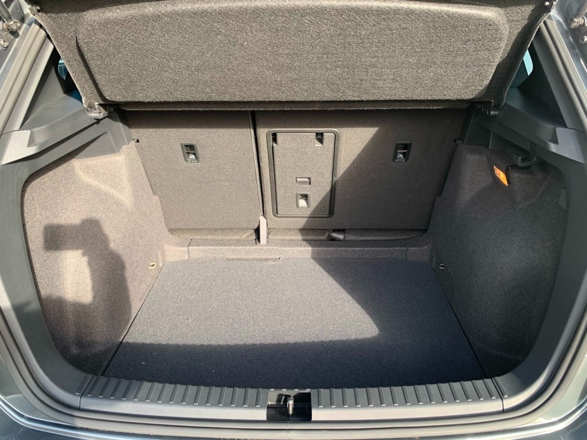 volkswagen taos 1.4 250 tsi total flex highline automatico 4p 202410