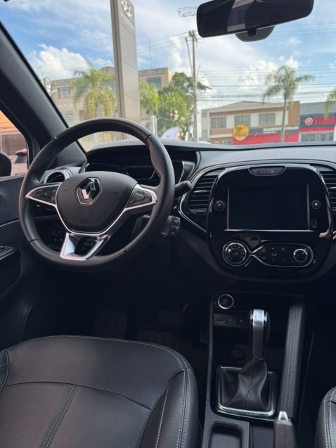 renault captur 1.3 tce flex intense x-tronic 4p automatico 20229