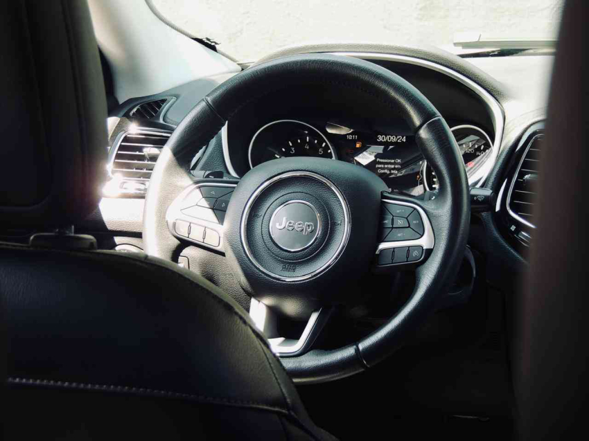 jeep compass limited 4x2 2.0 16v at6 flex 4p automatico 2021