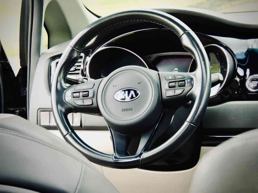 kia grand carnival ex 3.3 v6 24v at gasolina automatico 2018