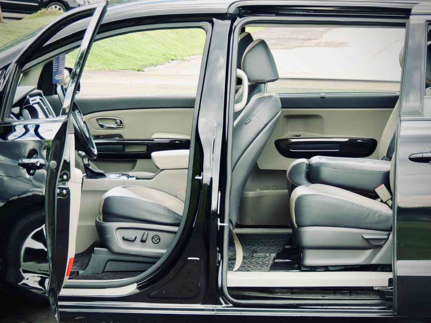 kia grand carnival ex 3.3 v6 24v at gasolina automatico 2018