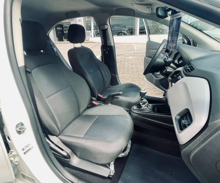 chevrolet onix 1.0 mpfi joy 8v flex 4p manual 201818