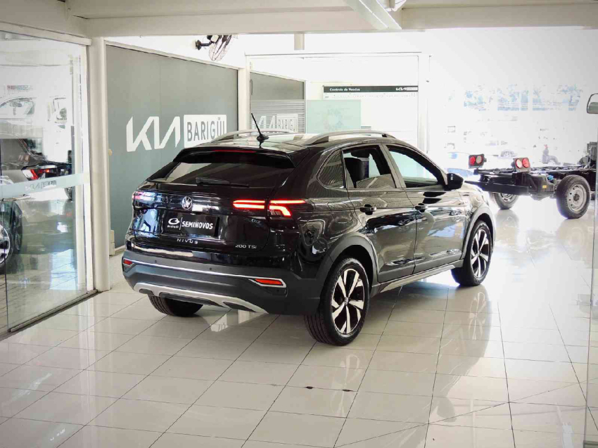volkswagen nivus 1.0 200 tsi total flex highline automatico 4p 2024