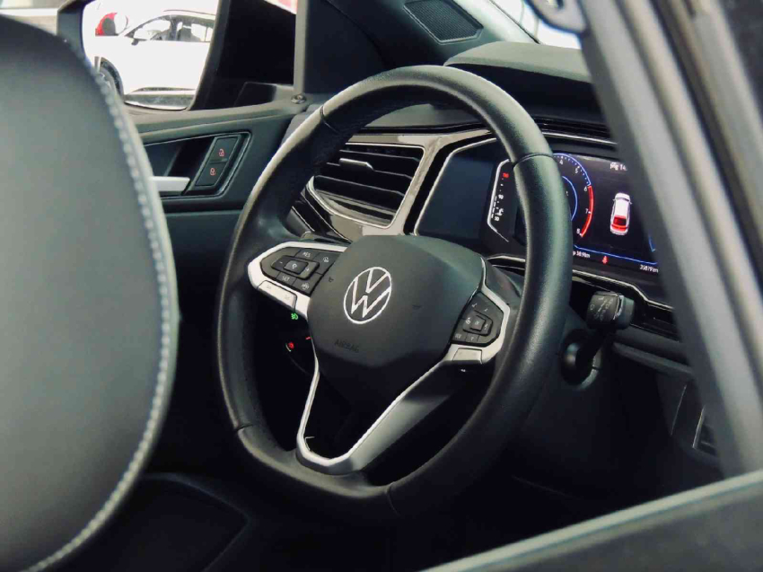 volkswagen nivus 1.0 200 tsi total flex highline automatico 4p 2024