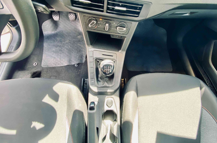 volkswagen polo 1.0 mpi track manual 2024