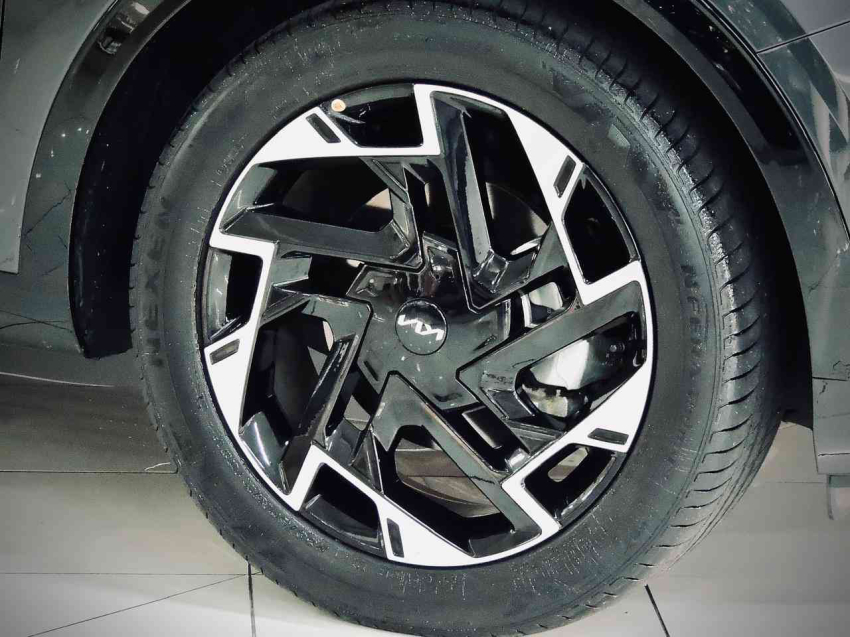 kia sportage 1.6 hibrido automatico 2024