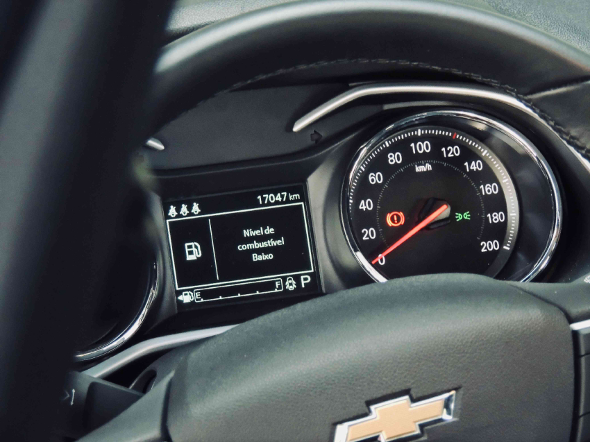 chevrolet onix 1.0 turbo flex premier automatico 4p 2024