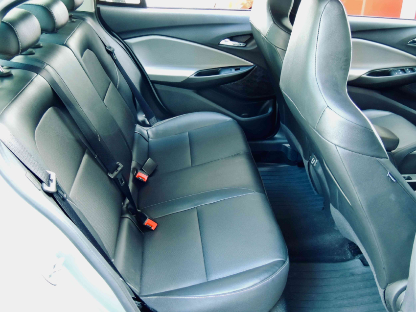 chevrolet onix 1.0 turbo flex premier automatico 4p 2024