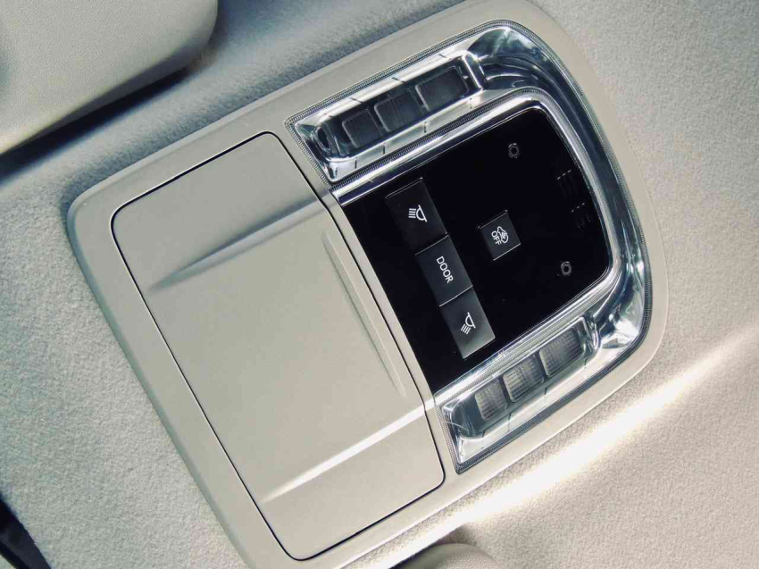 toyota hilux sw4 2.8 d-4d turbo diesel srx 7l 4x4 automatico 4p 2022