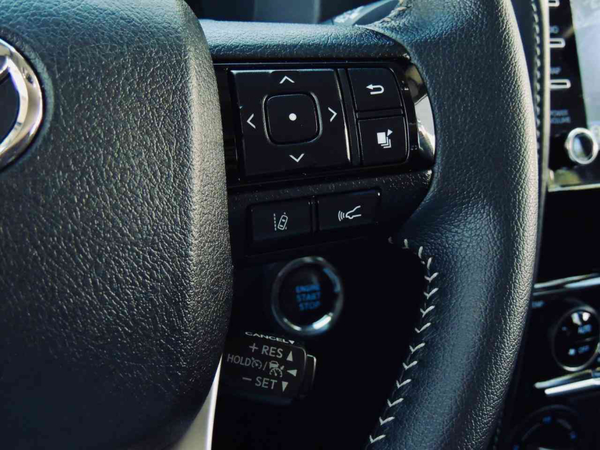 toyota hilux sw4 2.8 d-4d turbo diesel srx 7l 4x4 automatico 4p 2022