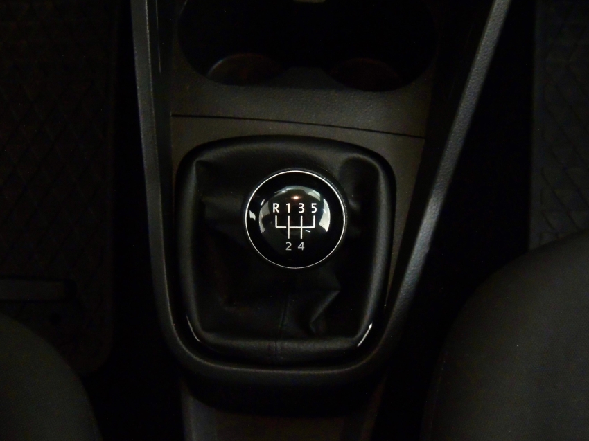 volkswagen saveiro 1.6 msi robust cd 16v flex 2p manual 2024