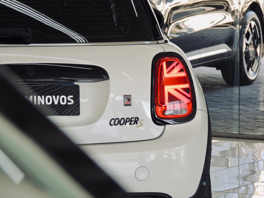 mini cooper se top 2p eletrico 2.0 automatico 2024