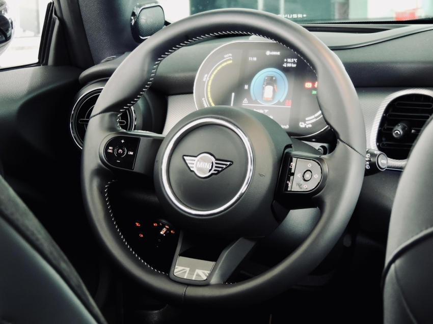 mini cooper se top 2p eletrico 2.0 automatico 2024