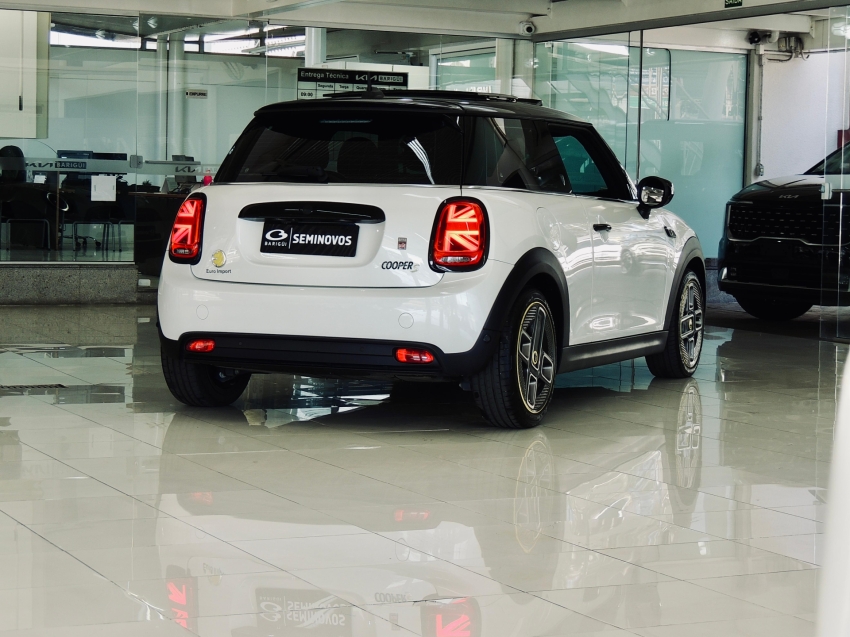 mini cooper se top 2p eletrico 2.0 automatico 2024