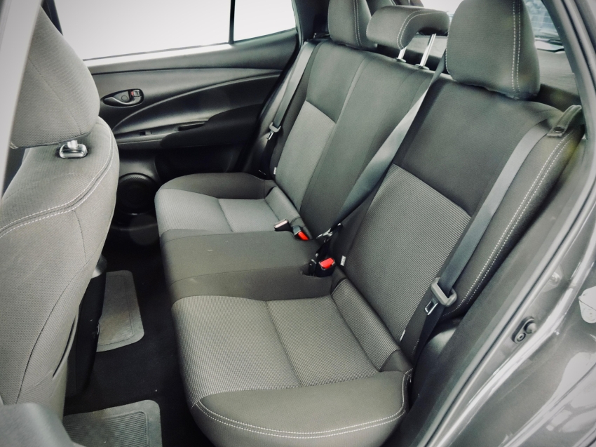 toyota yaris 1.5 16v flex xl multidrive 4p automatico 2025
