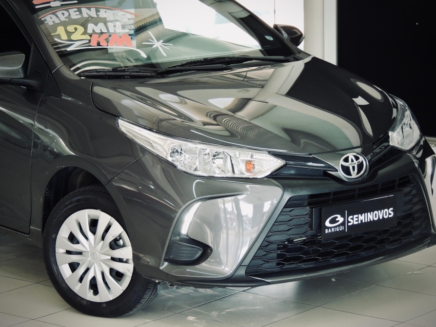 toyota yaris 1.5 16v flex xl multidrive 4p automatico 2025