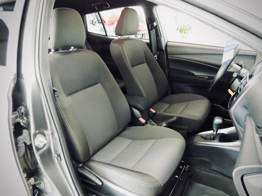 toyota yaris 1.5 16v flex xl multidrive 4p automatico 2025