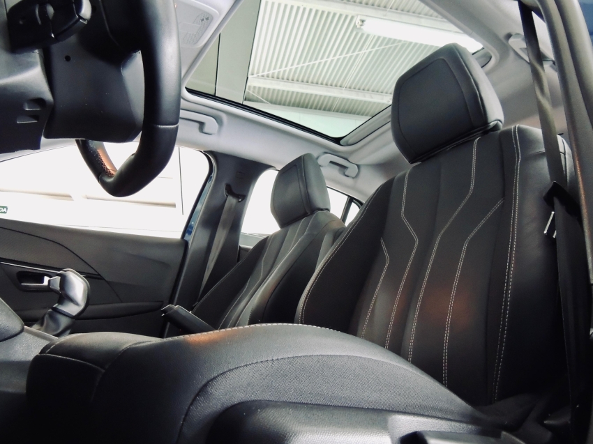 peugeot 208 1.0 turbo 200 flex griffe cvt 4p automatico 2024