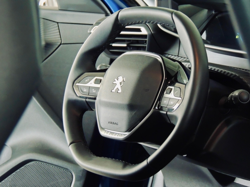 peugeot 208 1.0 turbo 200 flex griffe cvt 4p automatico 2024