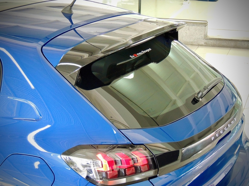 peugeot 208 1.0 turbo 200 flex griffe cvt 4p automatico 2024