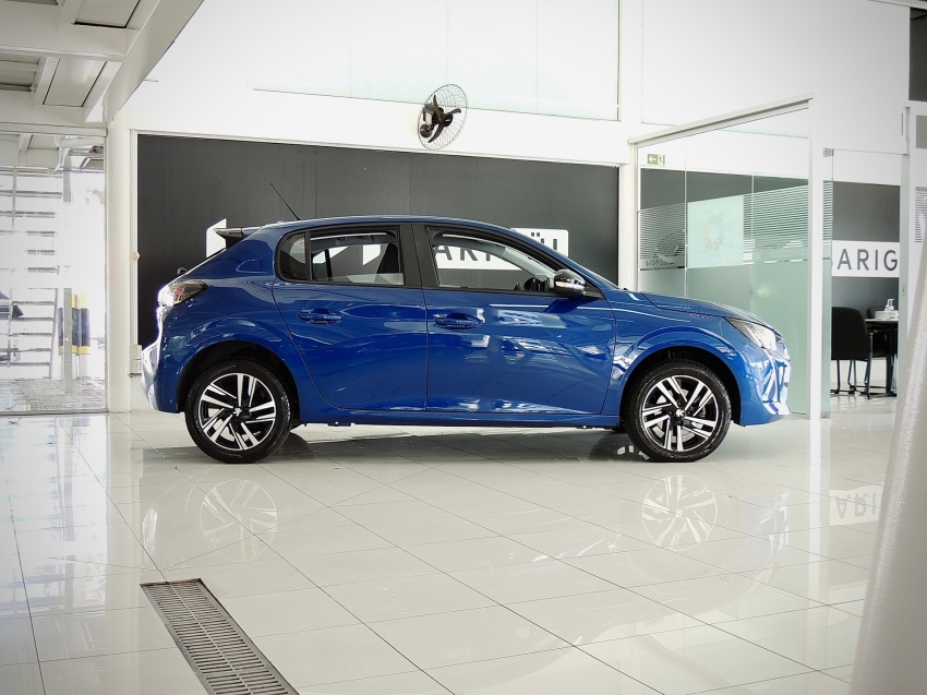 peugeot 208 1.0 turbo 200 flex griffe cvt 4p automatico 2024