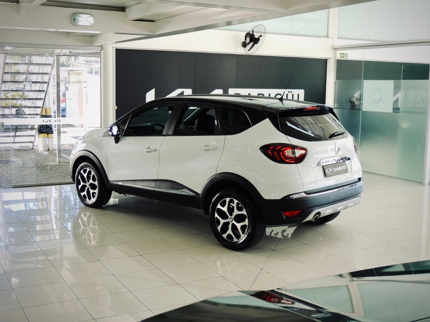 renault captur 1.6 16v sce flex intense x-tronic 4p automatico 2020