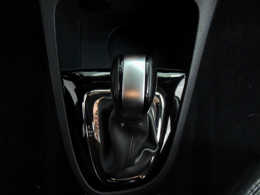 renault captur 1.6 16v sce flex intense x-tronic 4p automatico 2020