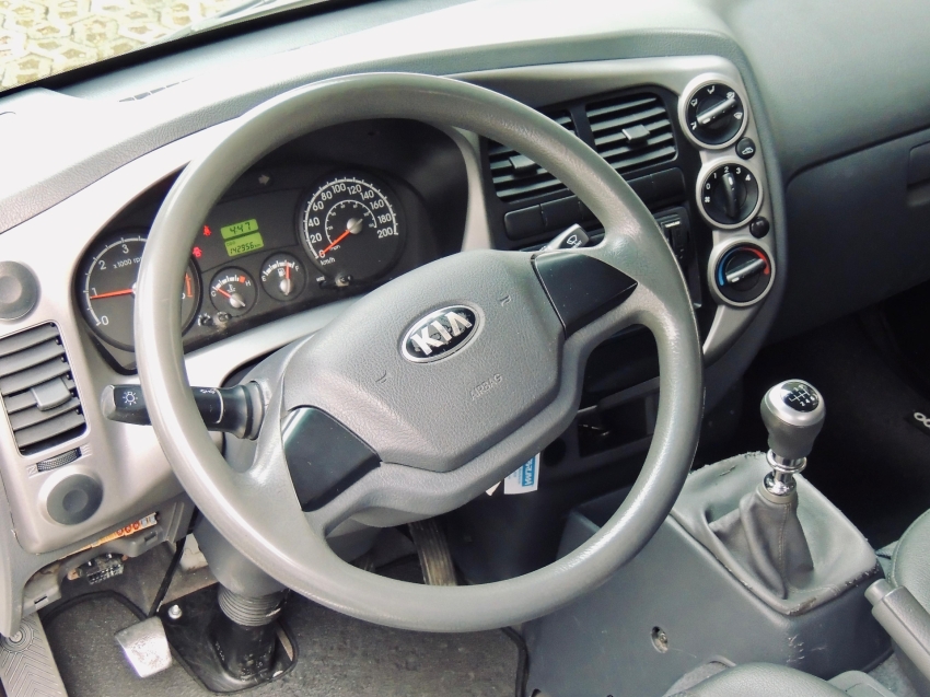 kia bongo 2.5 td diesel std cs manual 2p 2022
