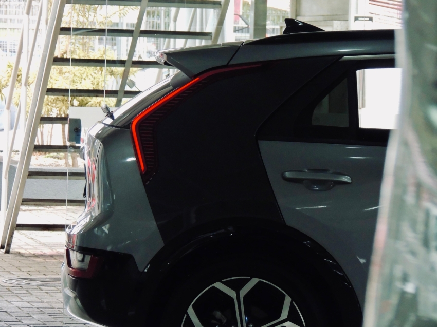 kia niro 1.6 gdi hev sx prestige dct hibrido 4p automatico 2024