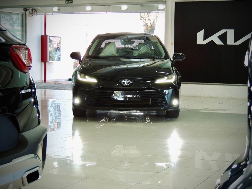 toyota corolla 1.8 vvt-i hybrid flex altis premium cvt hibrido 4p automatico 2023