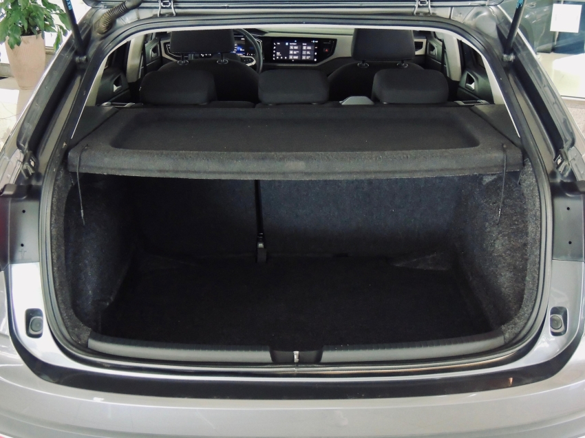 volkswagen nivus 1.0 200 tsi total flex comfortline automatico 4p 2024