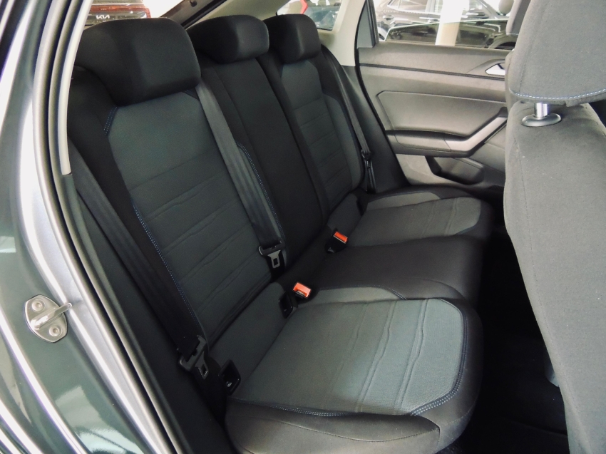 volkswagen nivus 1.0 200 tsi total flex comfortline automatico 4p 2024