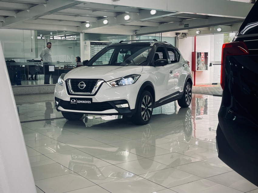 nissan kicks 1.6 16v flexstart sl 4p xtronic flex automatico 2018