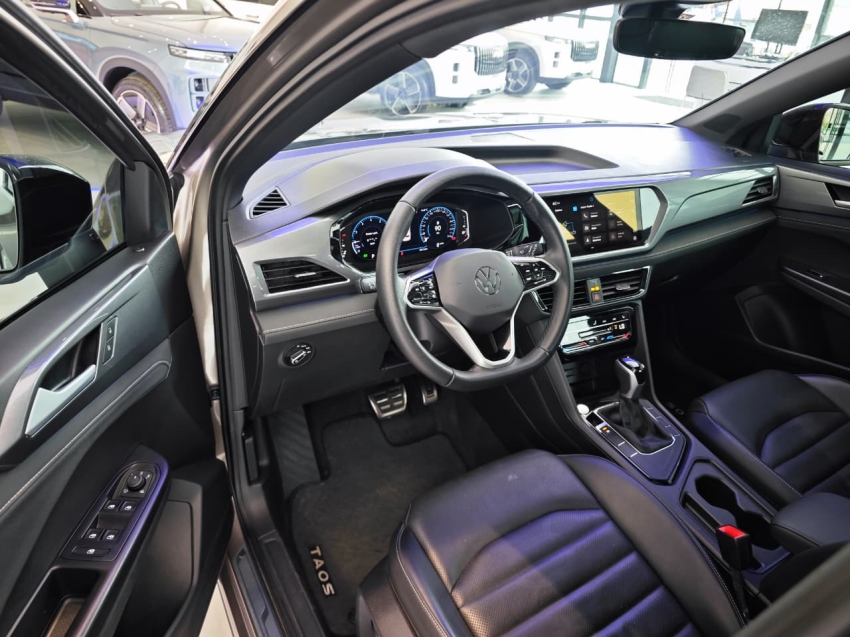 volkswagen taos 1.4 250 tsi total flex highline automatico 4p 2024