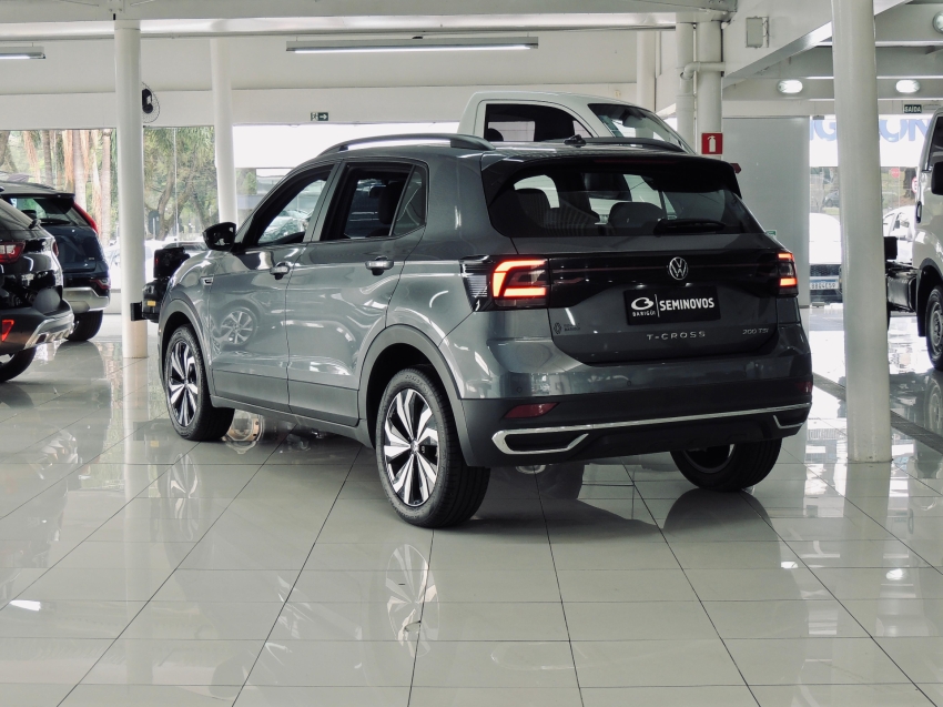 volkswagen t-cross 1.0 200 tsi total flex comfortline automatico 4p 20248 volkswagen t-cross 1.0 200 tsi total flex comfortline automatico 4p 20248