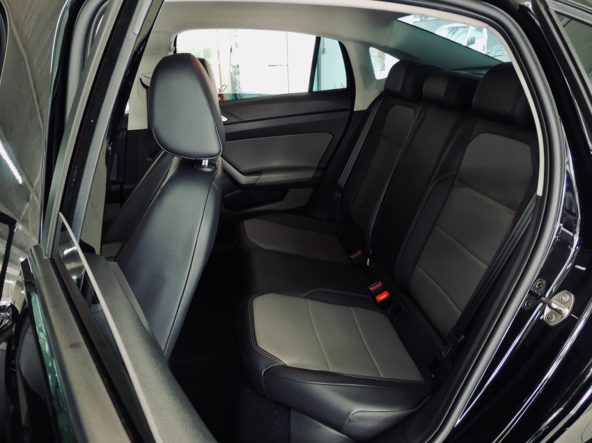 volkswagen virtus 1.0 200 tsi highline automatico flex 4p 2021