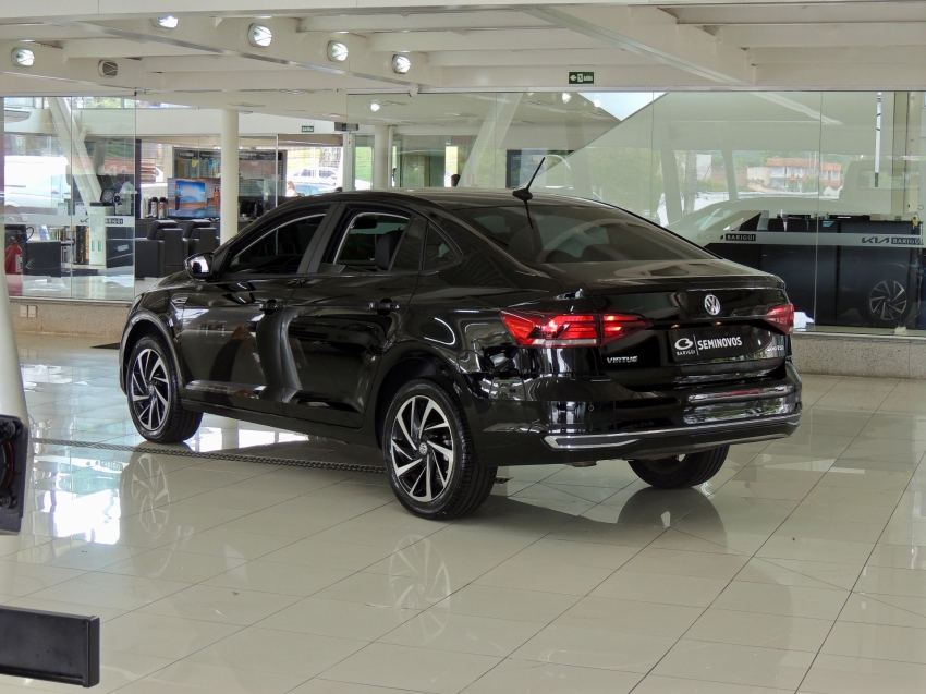 volkswagen virtus 1.0 200 tsi highline automatico flex 4p 2021