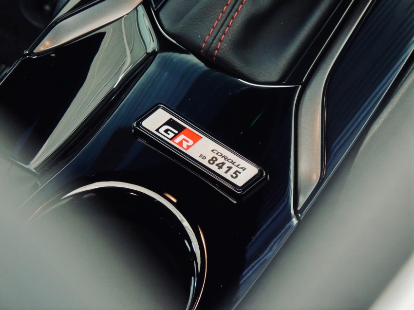 toyota corolla 2.0 vvt-ie flex gr-s direct shift 4p automatico 202425