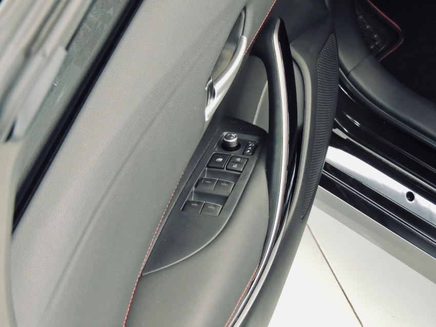 toyota corolla 2.0 vvt-ie flex gr-s direct shift 4p automatico 202431