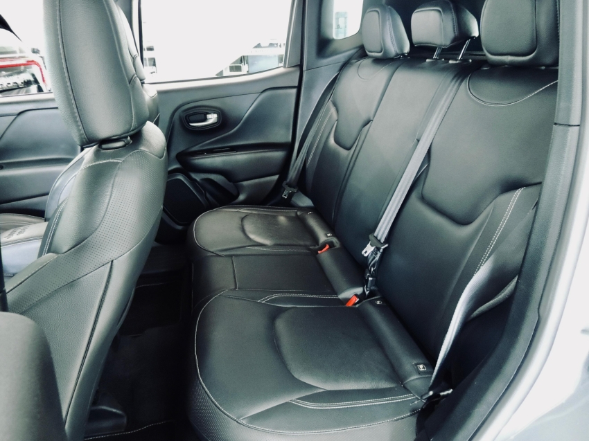 jeep renegade 1.3 t270 turbo flex s 4x4 at9 4p automatico 202329