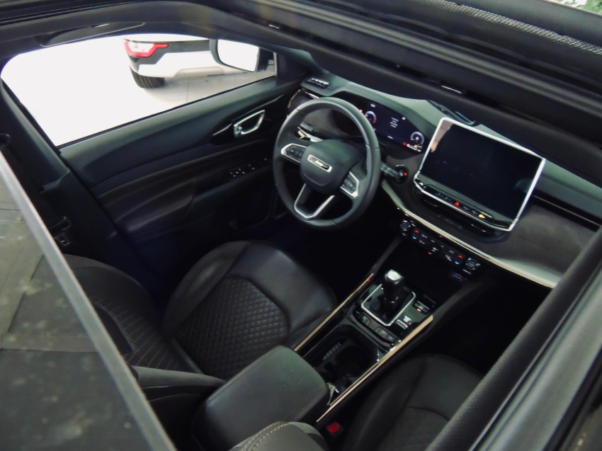 jeep commander 2.0 td380 turbo diesel overland at9 4p automatico 202321