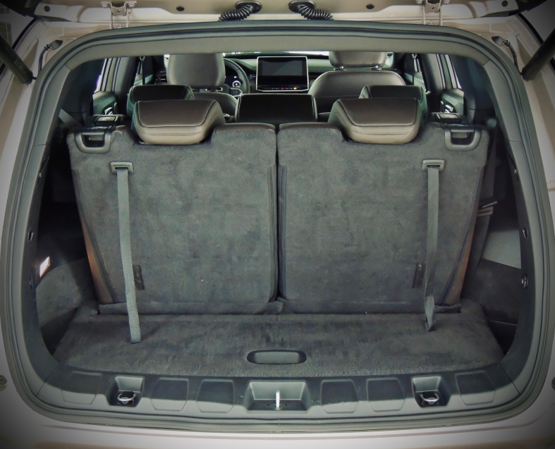 jeep commander 2.0 td380 turbo diesel overland at9 4p automatico 202312