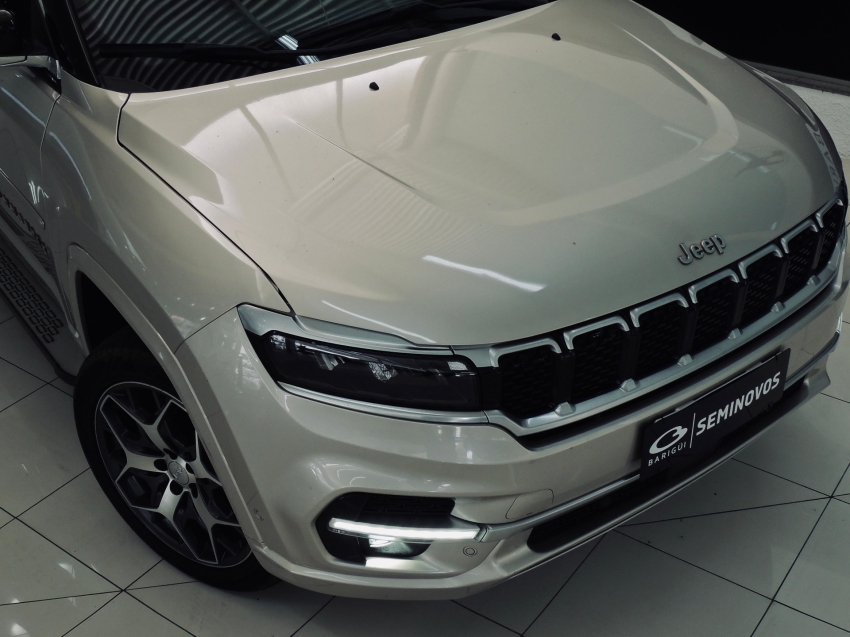 jeep commander 2.0 td380 turbo diesel overland at9 4p automatico 20233