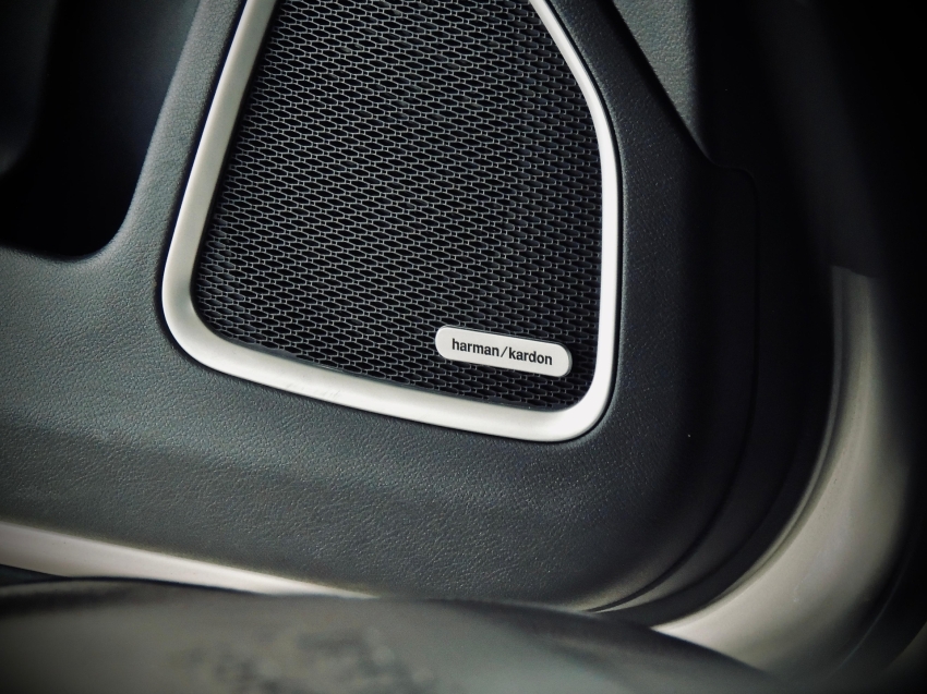 jeep commander 2.0 td380 turbo diesel overland at9 4p automatico 202327