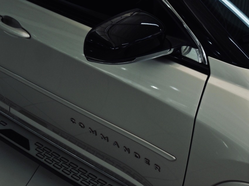 jeep commander 2.0 td380 turbo diesel overland at9 4p automatico 20232