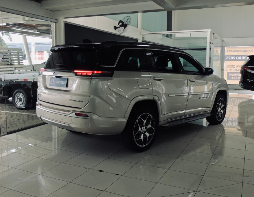 jeep commander 2.0 td380 turbo diesel overland at9 4p automatico 202315
