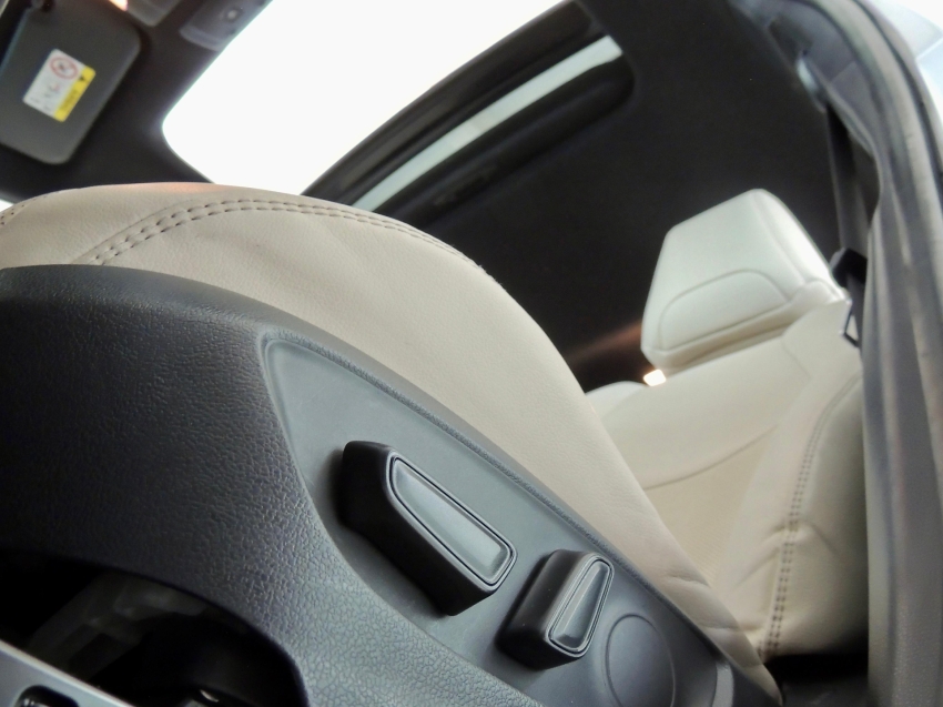 toyota corolla 1.8 hibrido automatico 202225