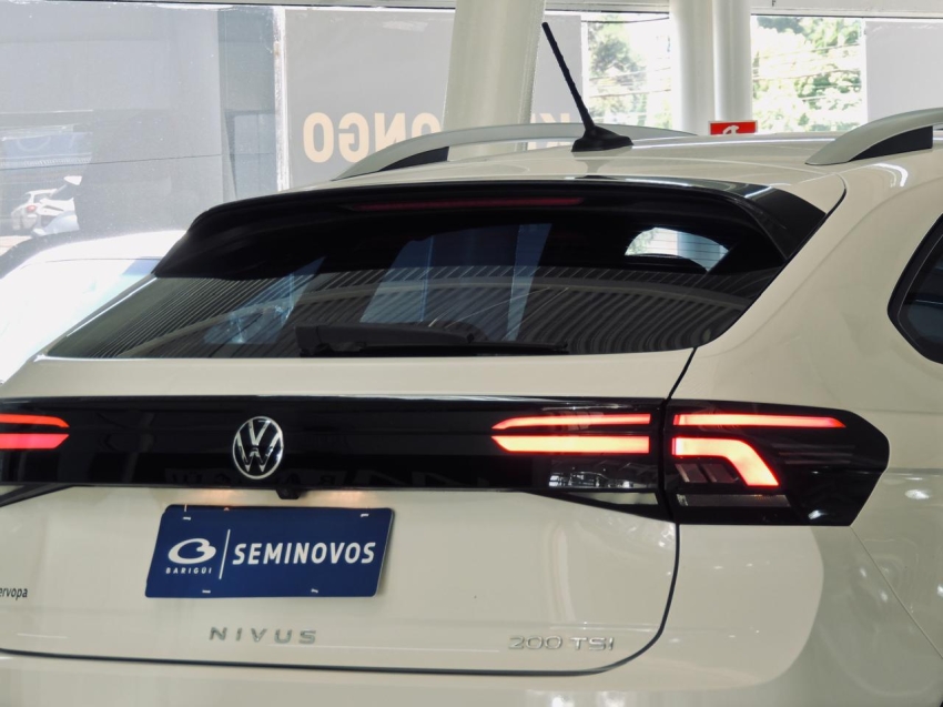 volkswagen nivus 1.0 200 tsi total flex highline automatico 4p 202110