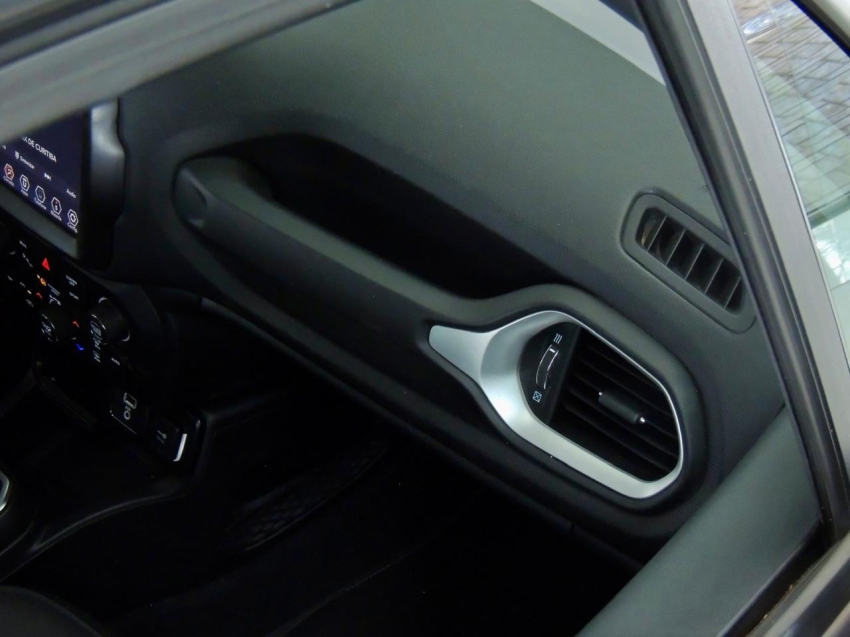 jeep renegade 1.8 16v flex longitude 4p automatico 202121