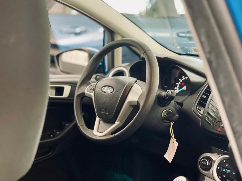 ford fiesta 1.6 sel hatch 16v flex 4p manual 201715